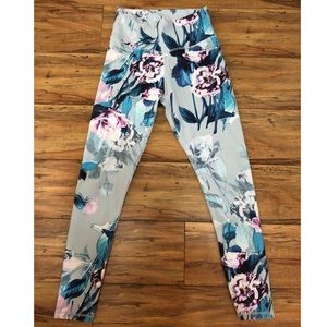 Fabletics leggings small